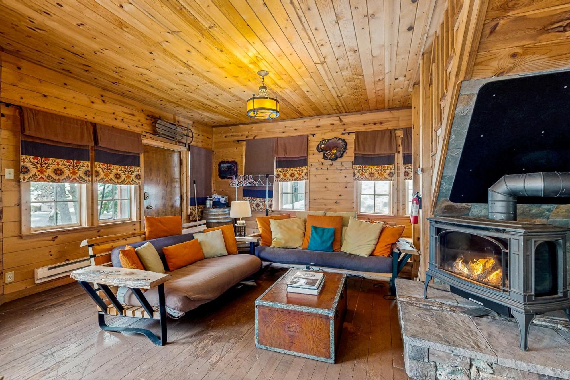 Flying Stag: Main Lodge Говермент Кэмп Экстерьер фото