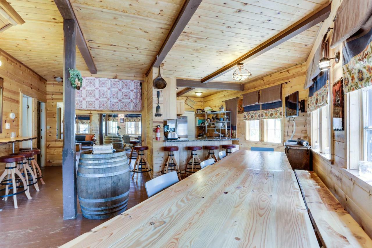 Flying Stag: Main Lodge Говермент Кэмп Экстерьер фото
